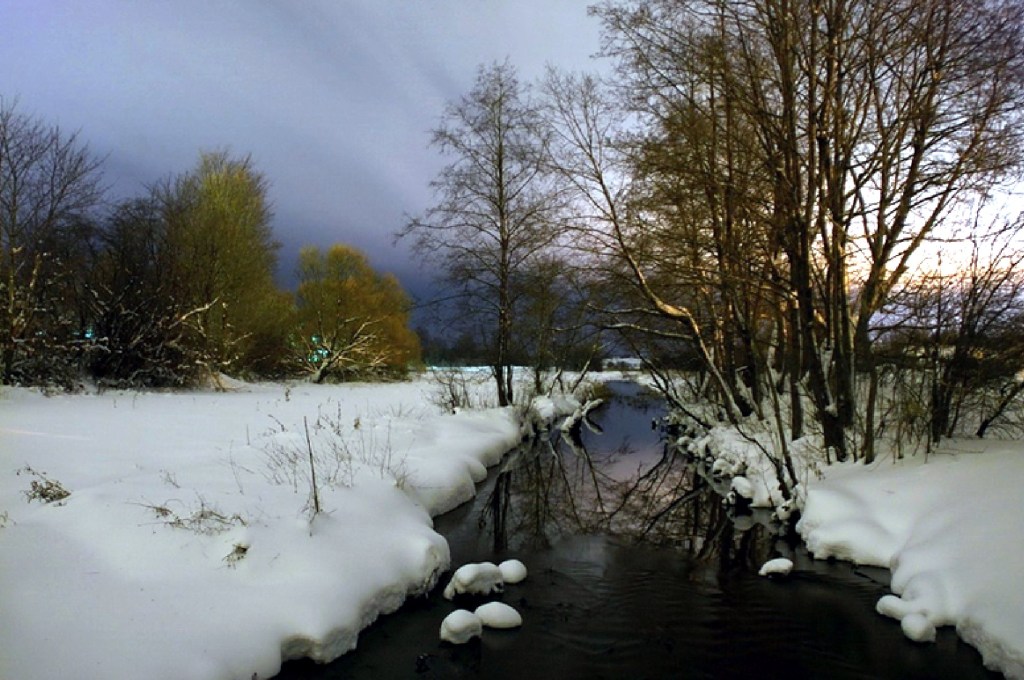 Winter night Christmas memories